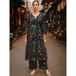 Lookmark Women Floral Printed Kurta with Trousers-picture-29