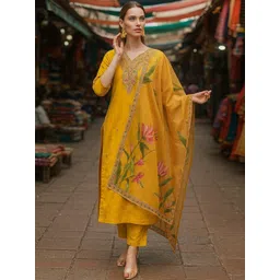 Lookmark Women Floral Printed Kurta with Trousers & Dupatta-picture-33