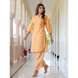 Lookmark Women Floral Printed Regular Kurta with Dhoti Pants-picture-29