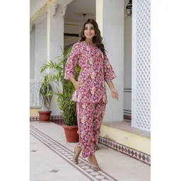 Lookmark Women Floral Printed Regular Kurti with Palazzos-picture-21