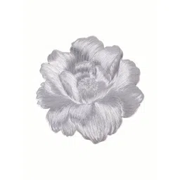 LooMantha Silver-toned 4 Pieces Floral Plastic Round Table Placemats image 2