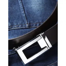 LOOPA Men Textured Leather Formal Belt image 2