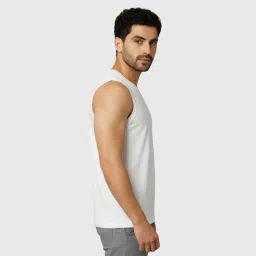 louis elora Men's Polyester Dry-Fit Sleeveless Gym Vest, Breathable Lightweight Sports Vest, Wrinkle Free Workout Wear, Black and White (in, Alpha, 2XL, Regular, White) image 2