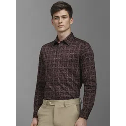 Louis Philippe Men Classic Fit Spread Collar Floral Printed Cotton Formal Shirt-picture-34