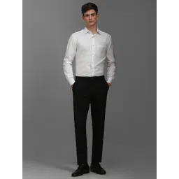 Louis Philippe Men Classic Fit Spread Collar Solid Cotton Formal Shirt image 3