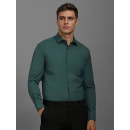 Louis Philippe Men Classic FitSpread Collar Solid Cotton Formal Shirt-picture-30