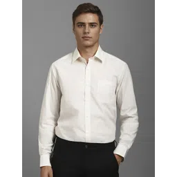 Louis Philippe Men Classic Spread Collar Checked Cotton Formal Shirt-picture-30