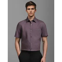 Louis Philippe Men Classic Spread Collar Micro Ditsy Printed Cotton Formal Shirt-picture-33