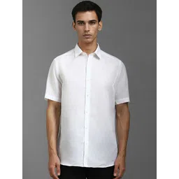 Louis Philippe Men Classic Spread Collar Solid Linen Formal Shirt-picture-25