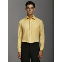 Louis Philippe Men Ethnic Motifs Printed Spread Collar Pure Cotton Formal Shirt-picture-10