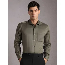 Louis Philippe Men Solid Regular Fit Formal Cotton Shirt-image-18