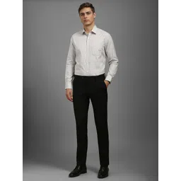 Louis Philippe Men Spread Collar Checked Cotton Formal Shirt image 2