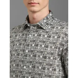 Louis Philippe Men Spread Collar Ethnic Printed Cotton Slim Fit Semiformal Shirt image 2