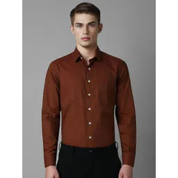 Louis Philippe Men Spread Collar Solid Cotton Slim Fit Formal Shirt-picture-40