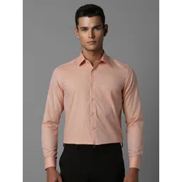 Louis Philippe Men Spread Collar Textured Cotton Slim Fit Formal Shirt-picture-40