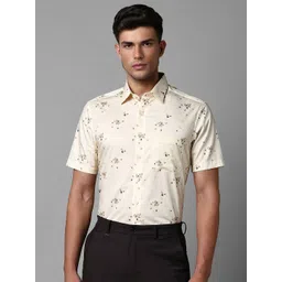 Louis Philippe Slim Fit Floral Opaque Printed Cotton Formal Shirt-picture-26