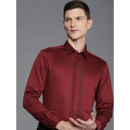 Louis Philippe Solid Slim Fit Pure Cotton Formal Shirt With Embellished Detail-picture-17
