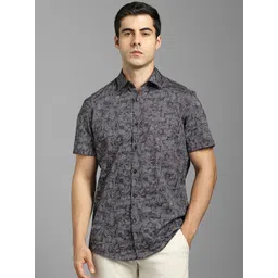 Louis Philippe Sport Men Cotton Slim Fit Abstract Printed Casual Shirt-image-43
