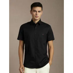 Louis Philippe Sport Men Slim Fit Solid Spread Collar Pure Cotton Casual Shirt-picture-33