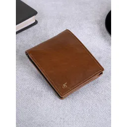 Louis Stitch Men Handcrafted Spanish Leather Dotted Textured Wallet for Men-picture-22