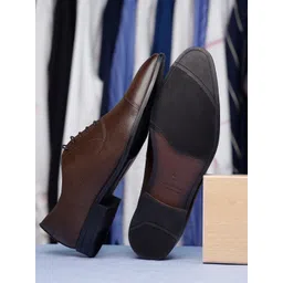 louis stitch Men Leatherette Derby Formal Shoes-picture-28