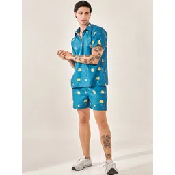 LOVEPRASHA Men Floral Printed Relaxed Fit Mid-Rise Regular Shorts-picture-39