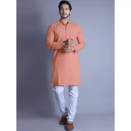 LUCKNOWI FASHION Men Thread Work Handloom Kurta-picture-27