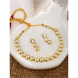 LUCKY JEWELLERY Gold-Plated Kundan-Studded & Beaded Jewellery Set-picture-42