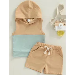 LULU & SKY Boys Colourblocked Pure Cotton Top With Short-picture-20