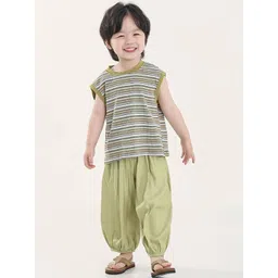 LULU & SKY Boys Striped T-shirt with Palazzos-picture-50