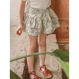 LULU & SKY Girls Floral Printed Loose Fit High-Rise Shorts-picture-17