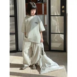 LULU & SKY Kids Applique Boxy T-shirt image 2