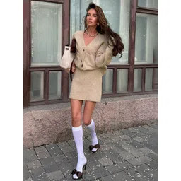 LULU & SKY Women V-Neck Crop Cardigan image 4