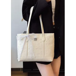 lulu & sky Women White Tote-picture-12