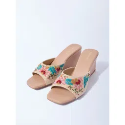 LUNA BLU by Westside Beige Floral Embroidered Wedge Heel Sandals-picture-18