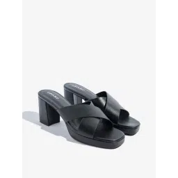 LUNA BLU by Westside Black Criss-Cross Platform Sandals-picture-38