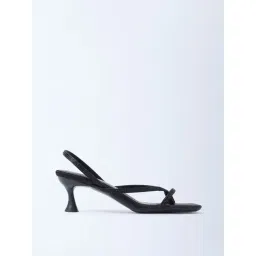 LUNA BLU by Westside Black Embellished Kitten-Heel Sandals-picture-15