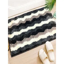 LUXEHOME INTERNATIONAL Grey & White Colourblock Anti- Skid Bath Rug-picture-31