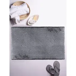 LUXEHOME INTERNATIONAL Grey Solid 1600 GSM Bath Rug image 1