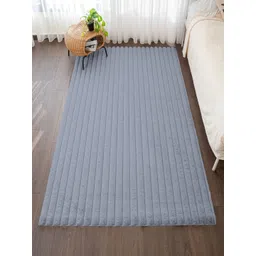 LUXEHOME INTERNATIONAL Silver-Toned Striped Anti-Skid Carpet-picture-37