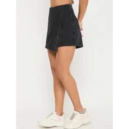 MADAME Black Solid Skirt image 4