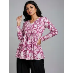 Maheshvi Floral Print Top-picture-41