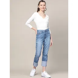 Maheshvi Top-picture-11