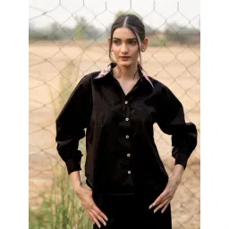 mai india MAI¿India Black Cotton Relaxed Fit Hand Embroidery Shirt-picture-46