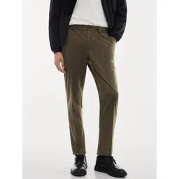 MANGO MAN Slim Fit Knitted Pleated Trousers-picture-30