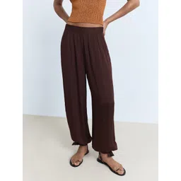 MANGO Women Bubble Hem Pleated Trousers-picture-21