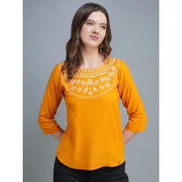 MANKSH Round Neck Ethnic Motifs Embroidered Top-picture-41