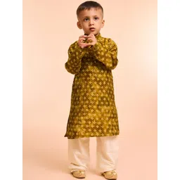 Manyavar Boys Geometric Printed Mandarin Collar Straight Kurta With Pyjamas & Nehru Jacket-picture-55