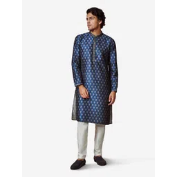 Manyavar Men Blue Ethnic Motifs Kurta with Pyjamas-picture-31
