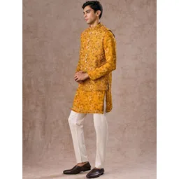Manyavar Men Floral Printed Regular Kurta with Trousers-image-44